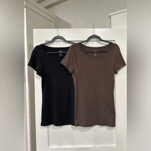 Old Navy Women's Scoop Neck Short Sleeve T-Shirt Bundle